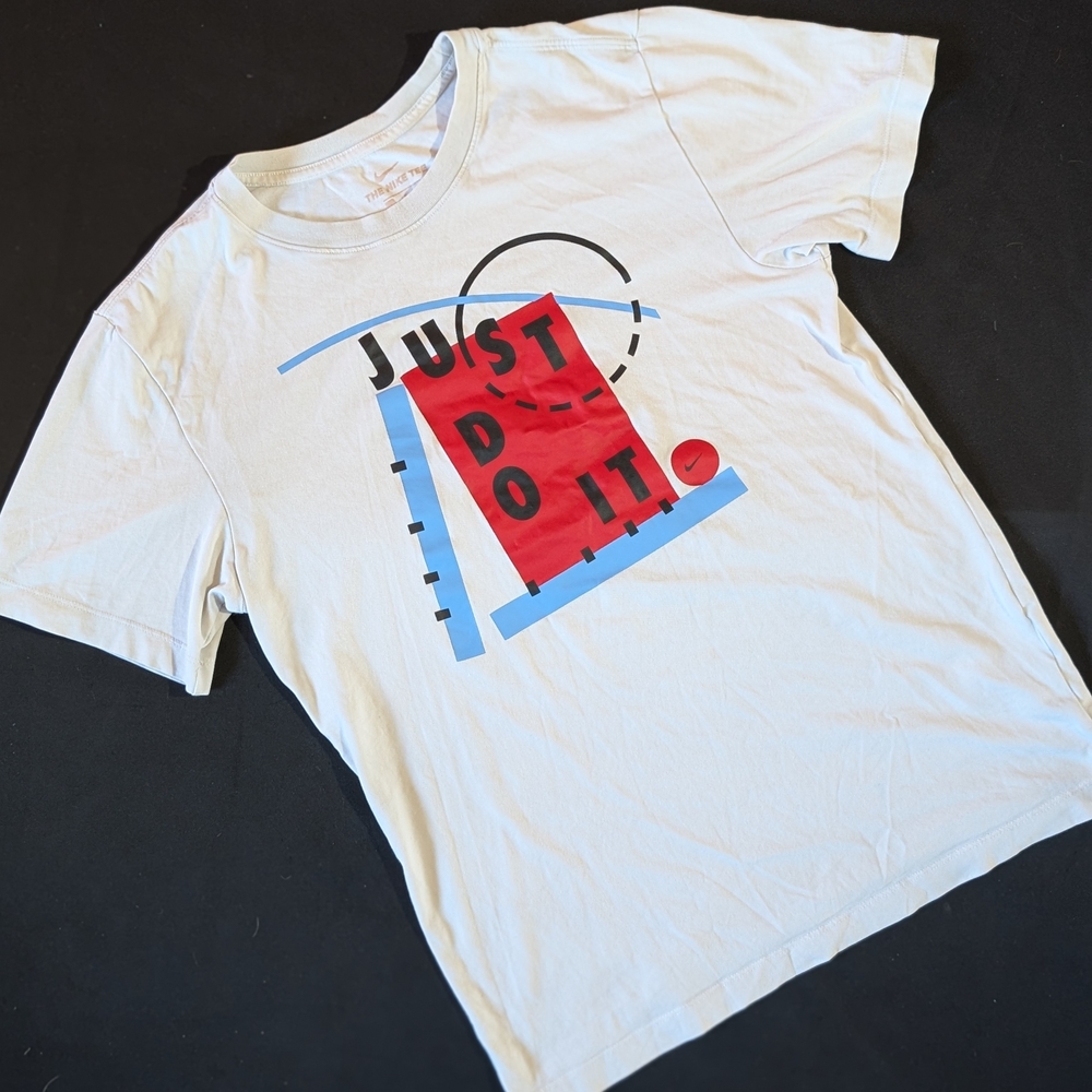 Nike Just Do It Graphic White Cotton Crew Neck Men's Regular Fit Short Sleeve T…